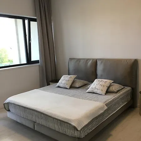 Cazare Mamaia Nord ホームステイ